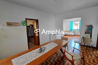 Casa &agrave; venda - 121m&sup2; - Centro
