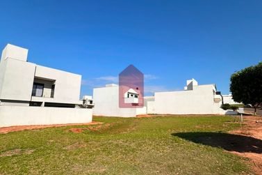 Terreno &agrave; venda - 240m&sup2; - Gleba Figueira