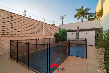 Casa &agrave; venda - 441m&sup2; - Condom&iacute;nio Soleil Residence