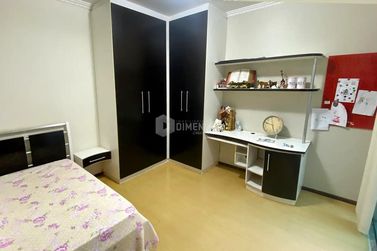 Casa &agrave; venda - 224m&sup2; - Jardim Lisboa