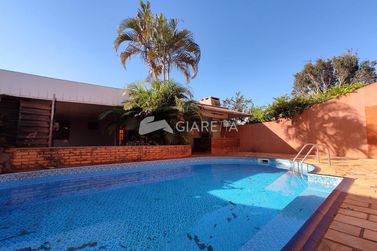 Casa &agrave; venda - 232m&sup2; - VILA INDUSTRIAL