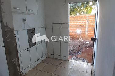 Casa &agrave; venda - 65m&sup2; - SEDE ALVORADA