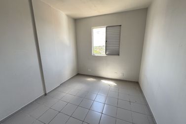 Apartamento para alugar - 45m&sup2; - Pr&oacute;ximo a Unipar Sede