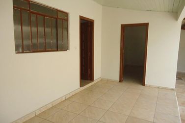 Sala Comercial &agrave; venda - 200m&sup2; - ZONA IV