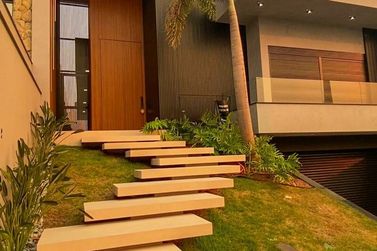 Casa &agrave; venda - 432m&sup2; - EURO PARK