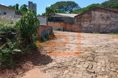 Terreno &agrave; venda - 521m&sup2; - Zona I