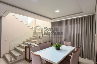 Sobrado &agrave; venda - 227m&sup2; - Condom&iacute;nio Ecoville