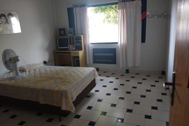 Sala Comercial &agrave; venda - 180m&sup2; - Zona I