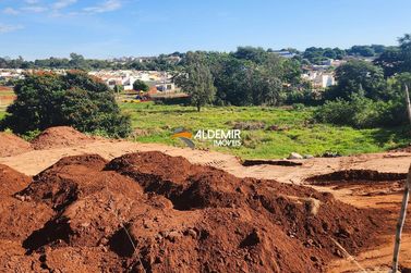 Terreno &agrave; venda - Sa&iacute;da para Gua&iacute;ra