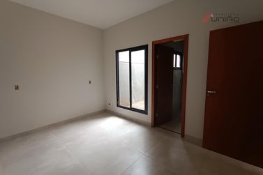 Casa &agrave; venda - 120m&sup2; - Jardim Porto Seguro