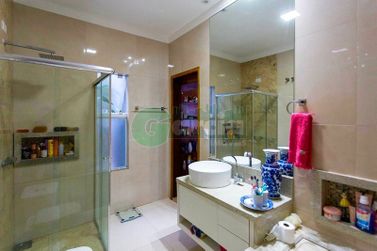 Casa &agrave; venda - 600m&sup2; - Zona II