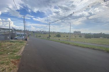 Terreno &agrave; venda - 203m&sup2; - Zona VI