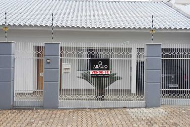 Casa &agrave; venda - 243m&sup2; - Jardim Indai&aacute;