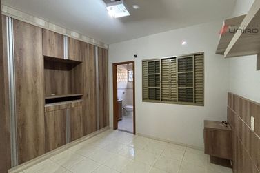 Casa para alugar - 185m&sup2; - Parque Bandeirantes