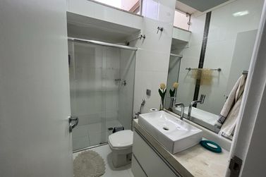 Sobrado &agrave; venda - 321m&sup2; - Zona VI