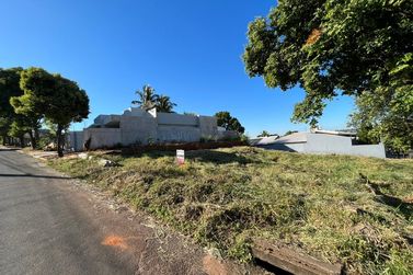 Terreno &agrave; venda - 413m&sup2; - Jardim M&ocirc;naco