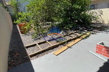 Casa para alugar - 186m&sup2; - Jardim Tropical