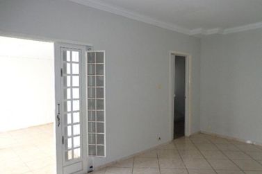 Casa &agrave; venda - 300m&sup2; - Zona 1