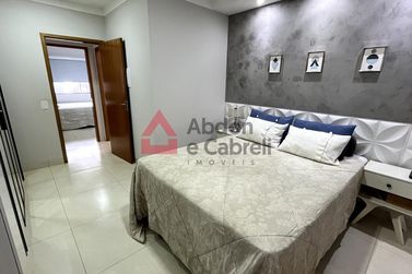 Casa &agrave; venda - 133m&sup2; - Jardim Caravelle