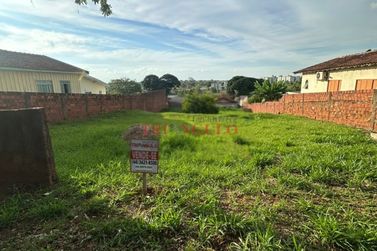 Terreno &agrave; venda - 525m&sup2; - ZONA IV