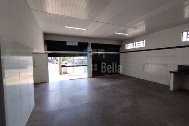 Sal&atilde;o Comercial para alugar - Jardim Para&iacute;so