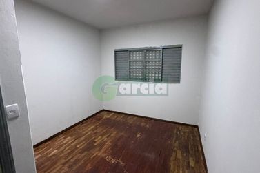 Casa &agrave; venda - 140m&sup2; - Jardim Igua&ccedil;u
