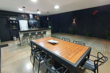 Casa &agrave; venda - 245m&sup2; - Zona IV