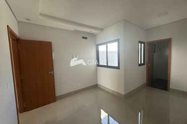 Casa &agrave; venda - 54m&sup2; - JARDIM COOPAGRO