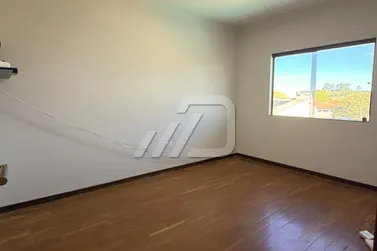 Sobrado &agrave; venda - 376m&sup2; - Zona I