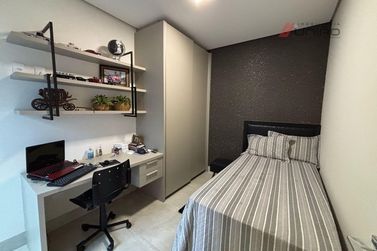 Casa &agrave; venda - 230m&sup2; - Conjunto Residencial Portal das &Aacute;guas