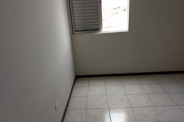 Apartamento &agrave; venda - 96m&sup2; - ZONA II