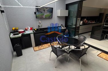 Casa &agrave; venda - 120m&sup2; - PARQUE RESIDENCIAL INTERLAGOS