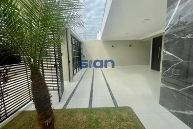 Casa &agrave; venda - 177m&sup2; - Jardim Cima