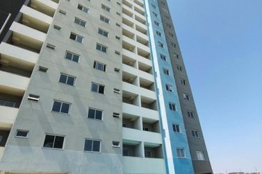 Apartamento &agrave; venda - 64m&sup2; - ZONA VII