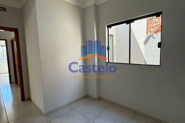 Casa &agrave; venda - 68m&sup2; - JARDIM COLORADO