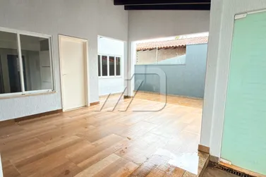 Sobrado &agrave; venda - 180m&sup2; - Zona I