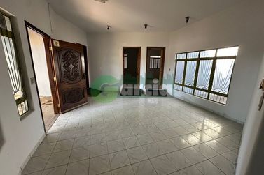 Casa para alugar - Zona V