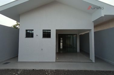 Casa &agrave; venda - 130m&sup2; - Zona VII