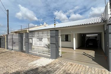 Casa &agrave; venda - 360m&sup2; - Jardim Indai&aacute;