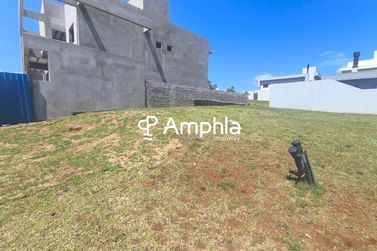 Terreno &agrave; venda - 200m&sup2; - Cancelli