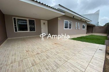 Casa &agrave; venda - 230m&sup2; - Neva