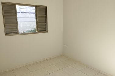 Casa &agrave; venda - 107m&sup2; - JARDIM PARAISO