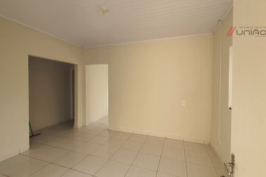Casa para alugar - 120m&sup2; - Zona I