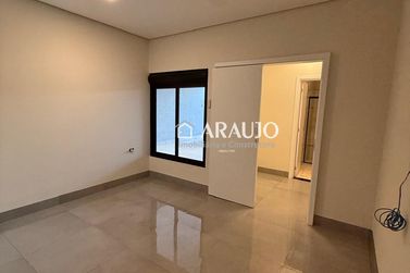 Casa &agrave; venda - 131m&sup2; - Jardim Castelo Branco
