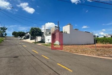 Terreno &agrave; venda - 214m&sup2; - Parque Residencial Interlagos