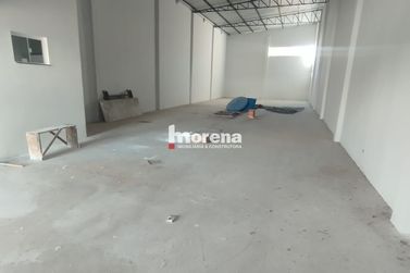 Sal&atilde;o Comercial para alugar - 350m&sup2; - Zona IV
