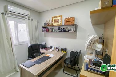 Casa &agrave; venda - 256m&sup2; - -