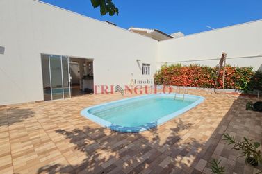 Sobrado &agrave; venda - 250m&sup2; - JARDIM DOS PRINCIPES