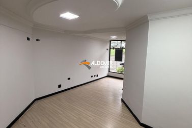 Sala Comercial para alugar - 42m&sup2; - Zona 1