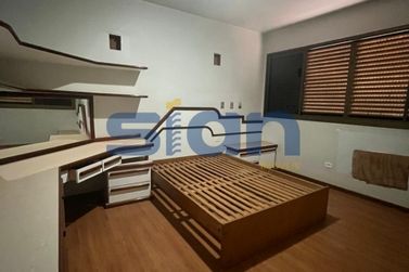 Apartamento para alugar - 270m&sup2; - Zona I